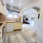 Modern Rhodes Patio House Near Old Town شقة Rhodes City