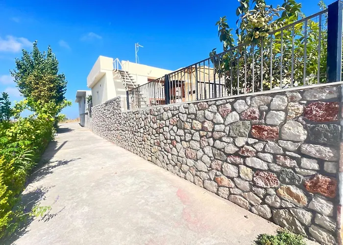 Modern Rhodes Patio House Near Old Town Apartamento