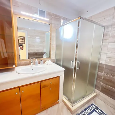 Modern Rhodes Patio House Near Old Town Daire Ixia (Rhodes)